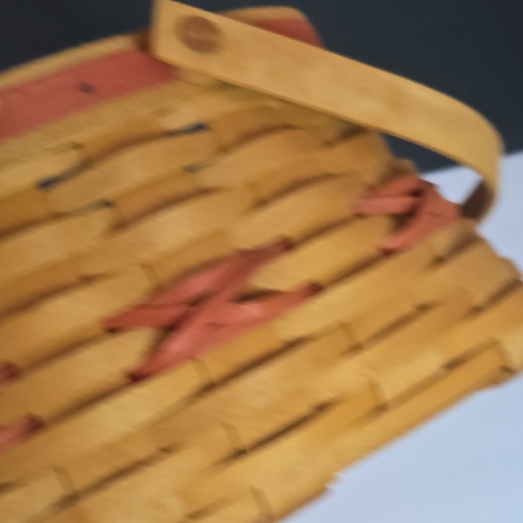 Longaberger 2000 Christmas Collection Handwoven Handled Basket - Picture 8 of 14